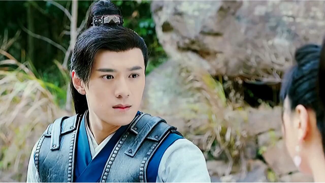 墓王之王:女子意外救下的少年,是攻墓人骆时秋,从此走上攻墓路