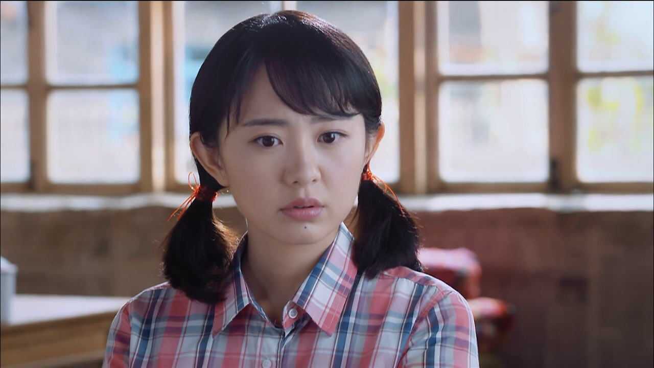 青谷子方老师被人举报偷公家稻草办篝火没想到大楼挺身而出