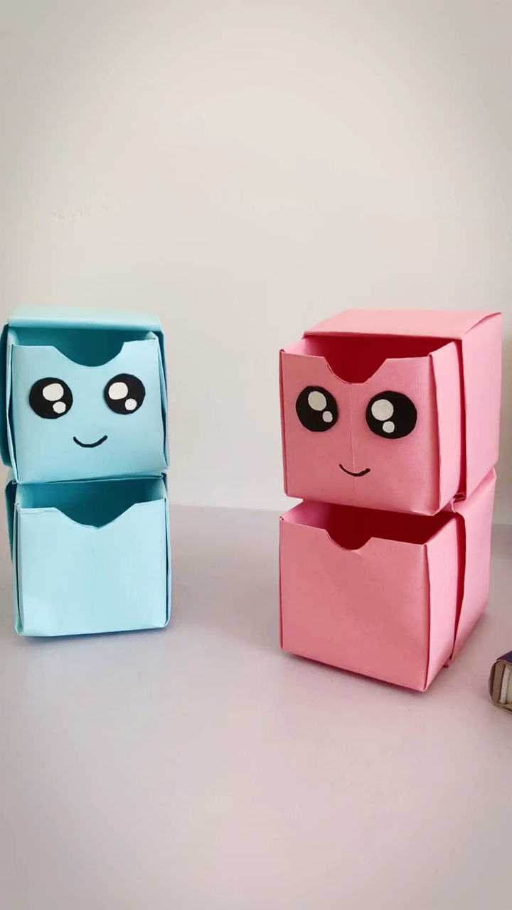 简单的小壁橱手工折纸赶紧做几个装自己心爱的小饰品吧