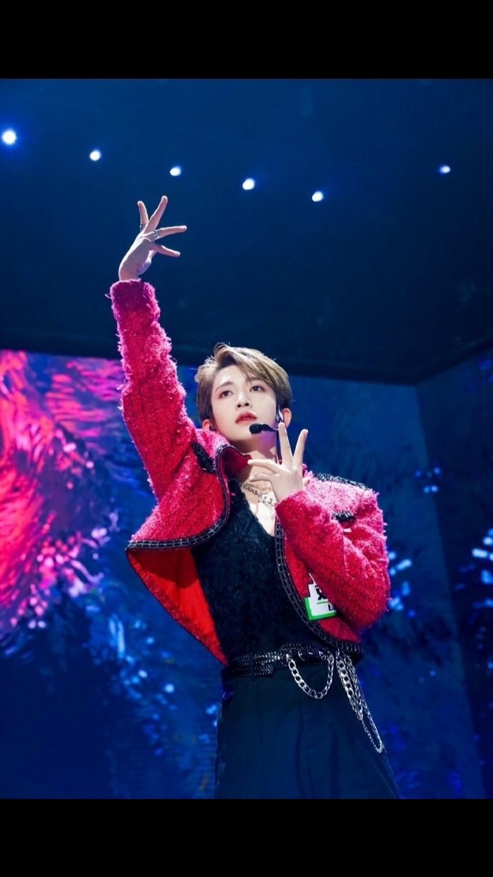 创造营一公刘宇直拍动作干净利落太帅了啊