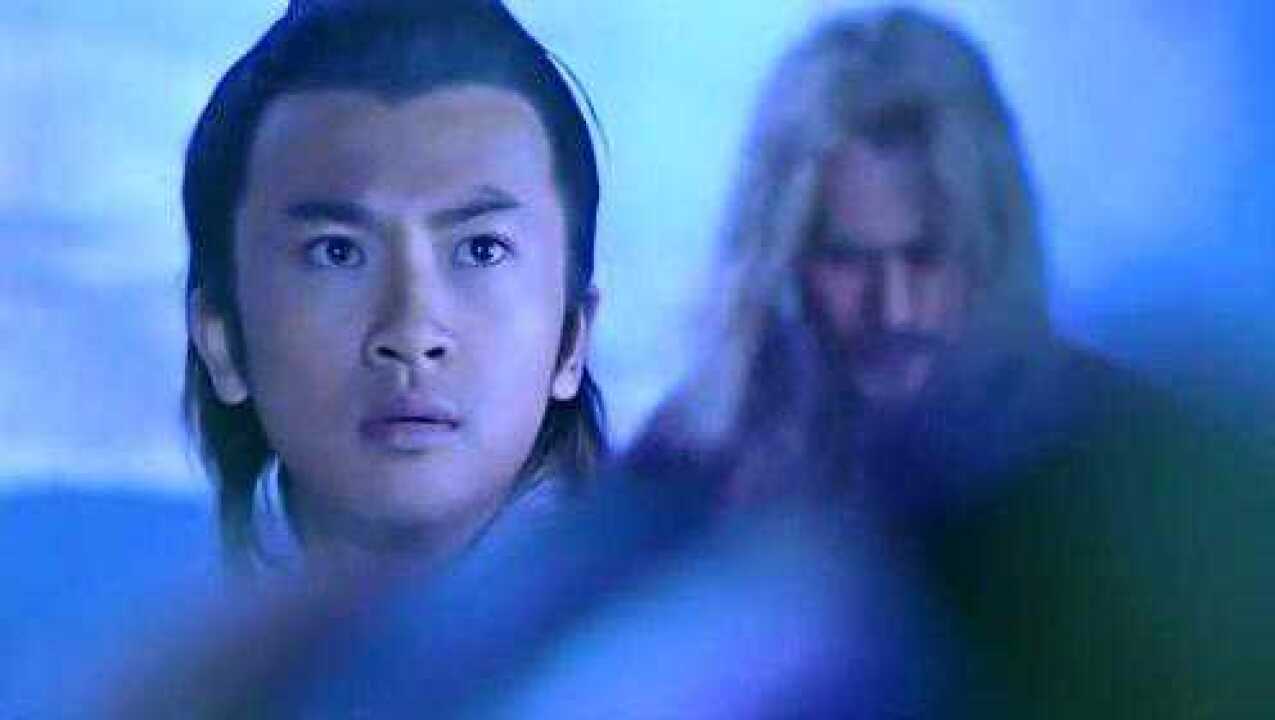 《倚天屠龙记》第27集3：明教圣火令命谢逊杀了紫衫龙王，谢逊不肯使者遂欲取谢逊性命！_腾讯视频