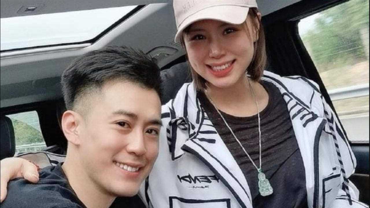 曾春蕾官宣怀孕喜讯!高富帅老公晒豪车,轻抚老婆孕肚大秀恩爱