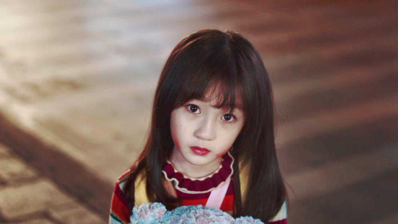 回眸一眼万年分身小司藤西竹