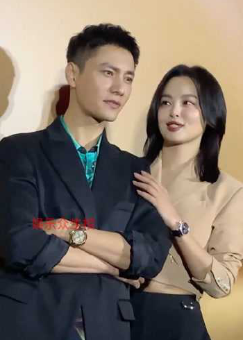 陈坤教辛芷蕾拍照找镜头 豪门兄妹即视感