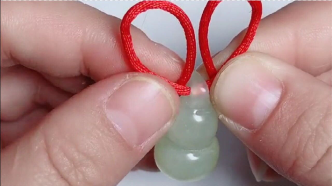 一看就会的葫芦吊坠绑法,学会以后一定用得上!