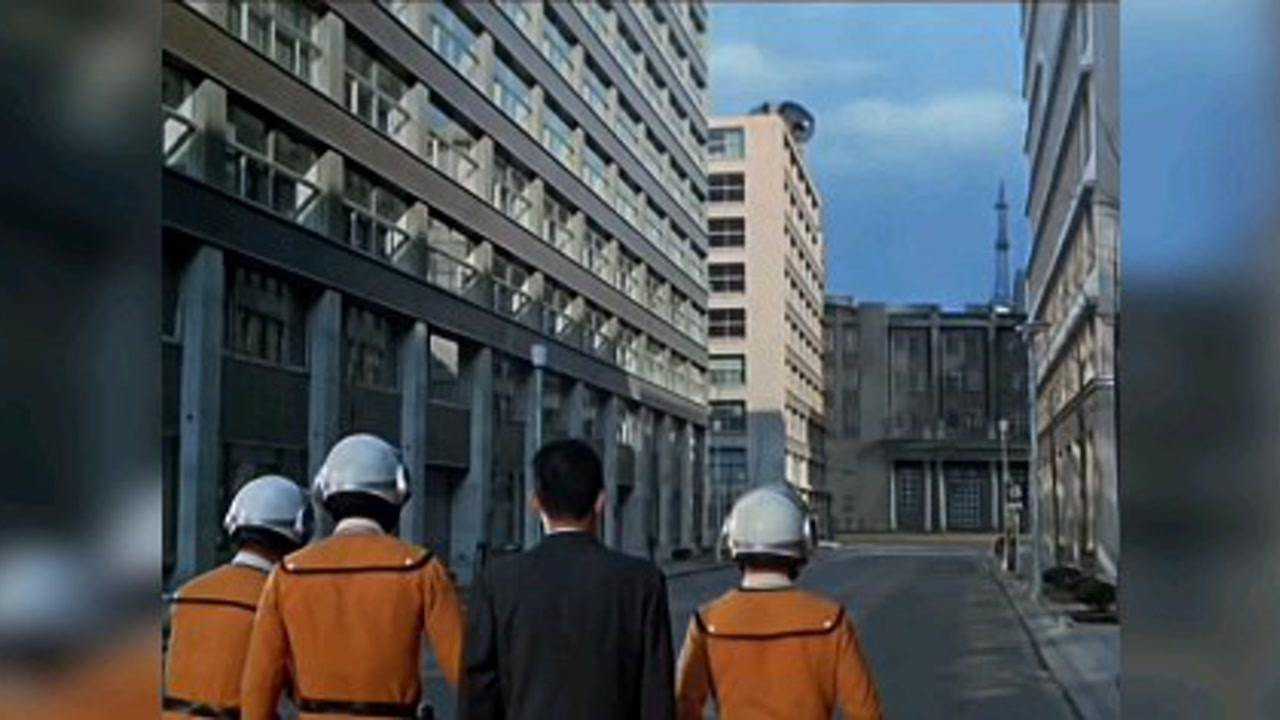 变大后的秋子队员