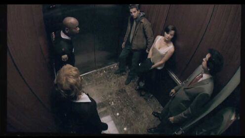 3男2女被困电梯，每熄灯一次就会死一个人，谁也无法逃脱！