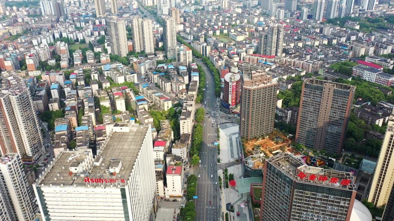 航拍衡阳市船山大道西合路口段十年蝶变高楼林立跃为繁华商业中心