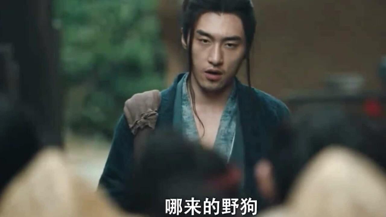 伏虎武松-04,武松路过景阳岗遇到劫匪,原来三碗不过岗的规矩这么来的!_高清1080P在线观看平台_腾讯视频