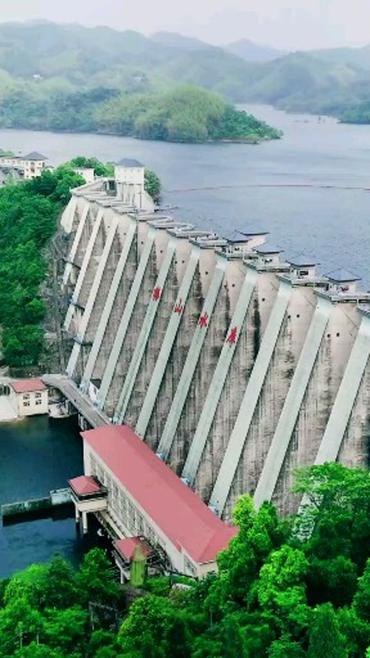 新中国第二座,世界第一高连拱坝—梅山水库大坝