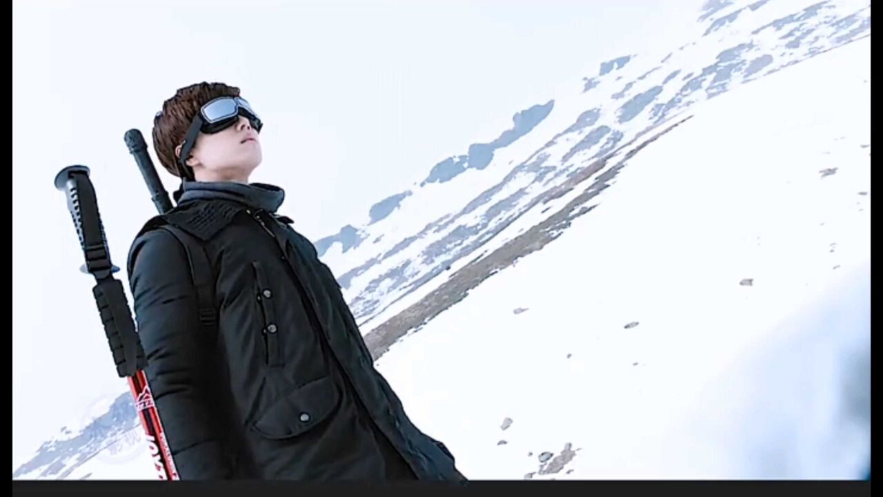 云顶天宫小哥下跪长白山这是为啥呢