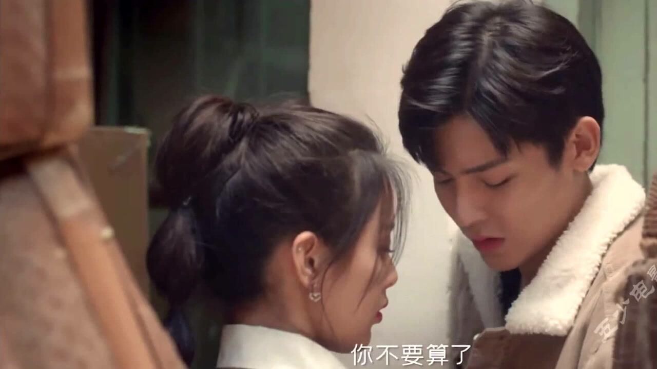 影视omg侯明昊杨超越初吻这也太甜了吧