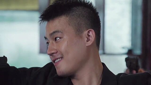 就算拿把玩具枪,论气势雷哥就能赢,谁也不服就服淦天雷