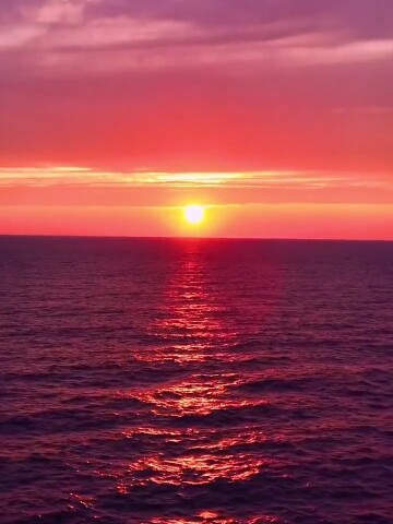 带你感受唯美日出,感受海边得宁静%七夕我想对你说 %治愈系风景 %捕捉
