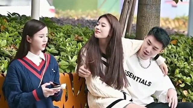 一番神仙操作后小姐姐明白一个道理,闺蜜靠不住,还是男朋友可靠!