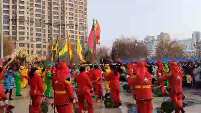 【网络中国节】欢度中国年ⷥ쉩—𙥅ƒ宵节!康乐县社火汇演精彩纷呈~