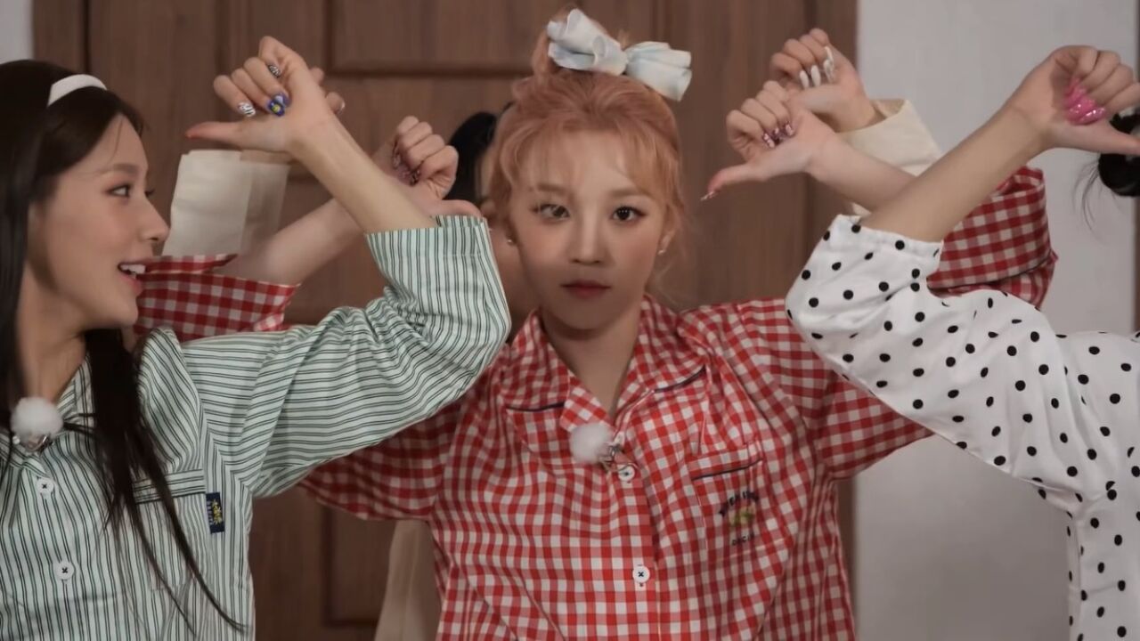 雨琦的螃蟹步实力抢镜！(G)I-DLE《TOMBOY》睡衣舞蹈版中韩双字_高清