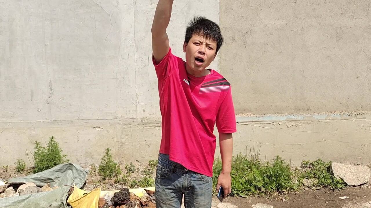 一宁和朵朵认识4年,感谢老婆对一宁对这个家的付出,老婆辛苦了