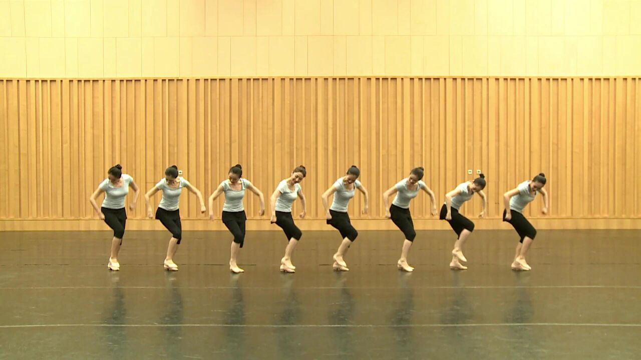 《哈特里亚》中国舞蹈家协会最新版考级教材第八级