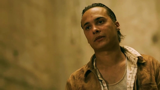 电影行尸之惧第三季全城进入丧尸危机末世中的人们如何自救