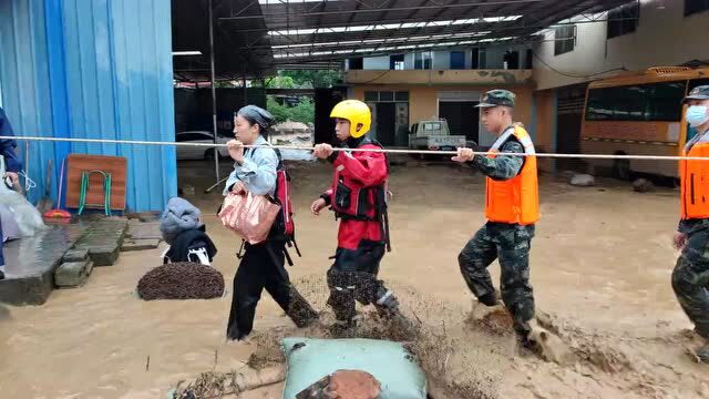 突发!册亨县遭遇强降雨引发洪水!