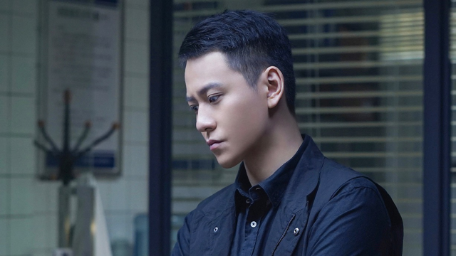 通天塔秦俊杰特辑我特意让自己变糙