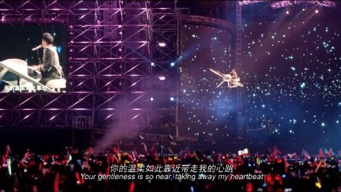 王力宏演唱会#火力全开# 《心跳》实力唱将太完美，陪你一起长大的他，你因为他的私生活脱粉了吗，