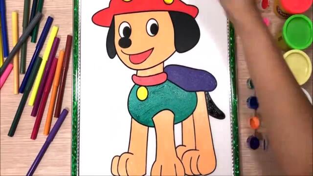 给小狗涂上颜色