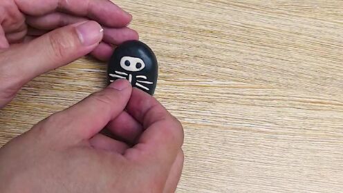 手工粘土趣味系列:不一样的小黑,特具风格这制作手法!