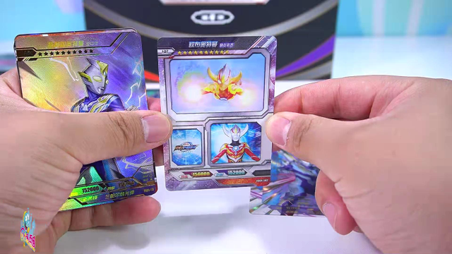 3包星云4弹奥特曼卡 再添2张hr欧布电视卡智勇和暴炎