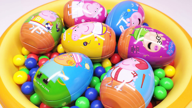 7个小猪佩奇系列奇趣蛋玩具蛋惊喜蛋堆满整个盆子