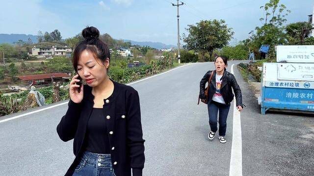 自己把手机落车上了,想让司机送过去,也不想给车费 #重庆葱花