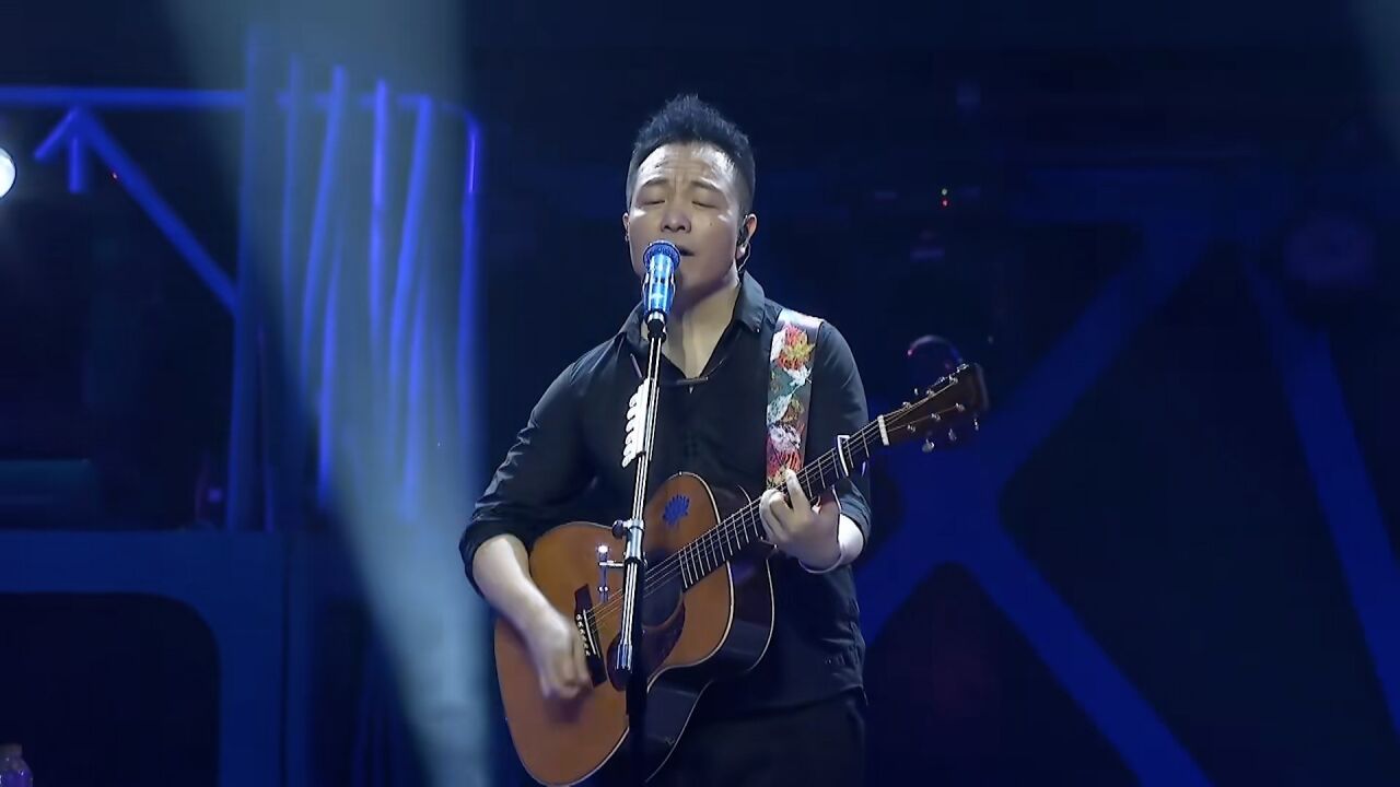 【许巍】“此时此刻”演唱会_许巍《此时此刻》，2015“此时此刻”演唱会北京收官_高清1080P在线观看平台_腾讯视频