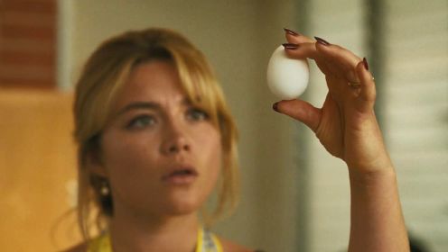 女子捏碎鸡蛋，竟出现个大BUG，让她识破了世界真相！科幻悬疑电影《亲爱的别担心》