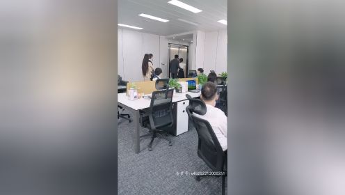 闪婚蜜爱凌总宠妻入骨（闪婚老公轻点宠）（一不小心爱上你） 03