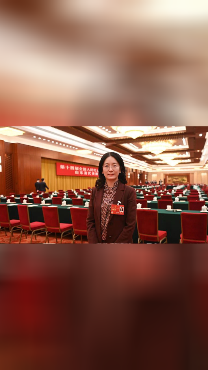 全国人大代表李燕:建议强化对产后抑郁女性的社会支持