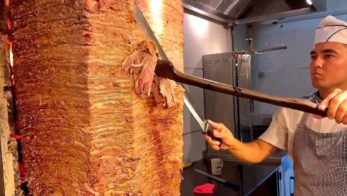 一次性串烤300斤牛肉，这家乌兹别克斯坦小店，把烤肉做到了巅峰。