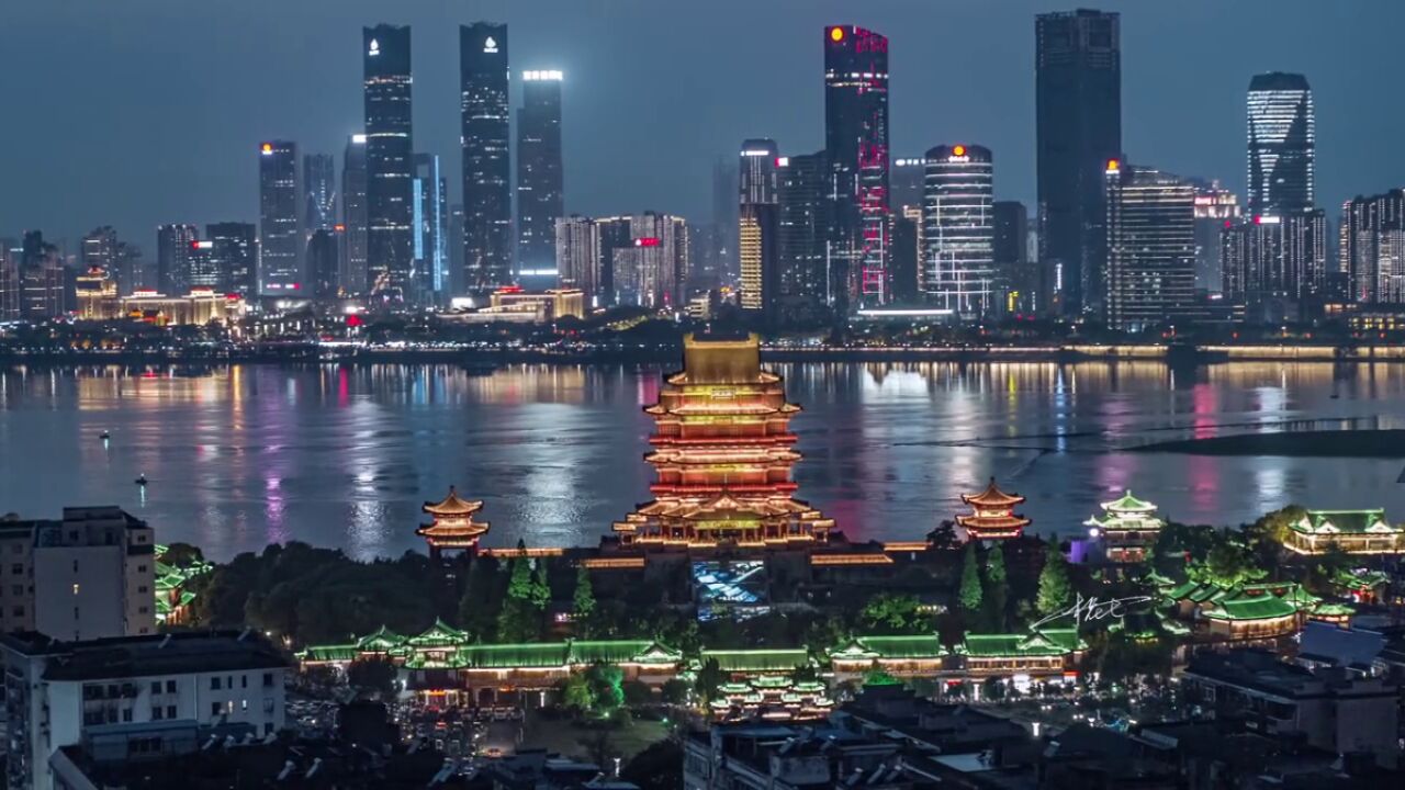 这里是新晋网红城市—南昌的顶级地标夜景.你喜欢第几个样式?
