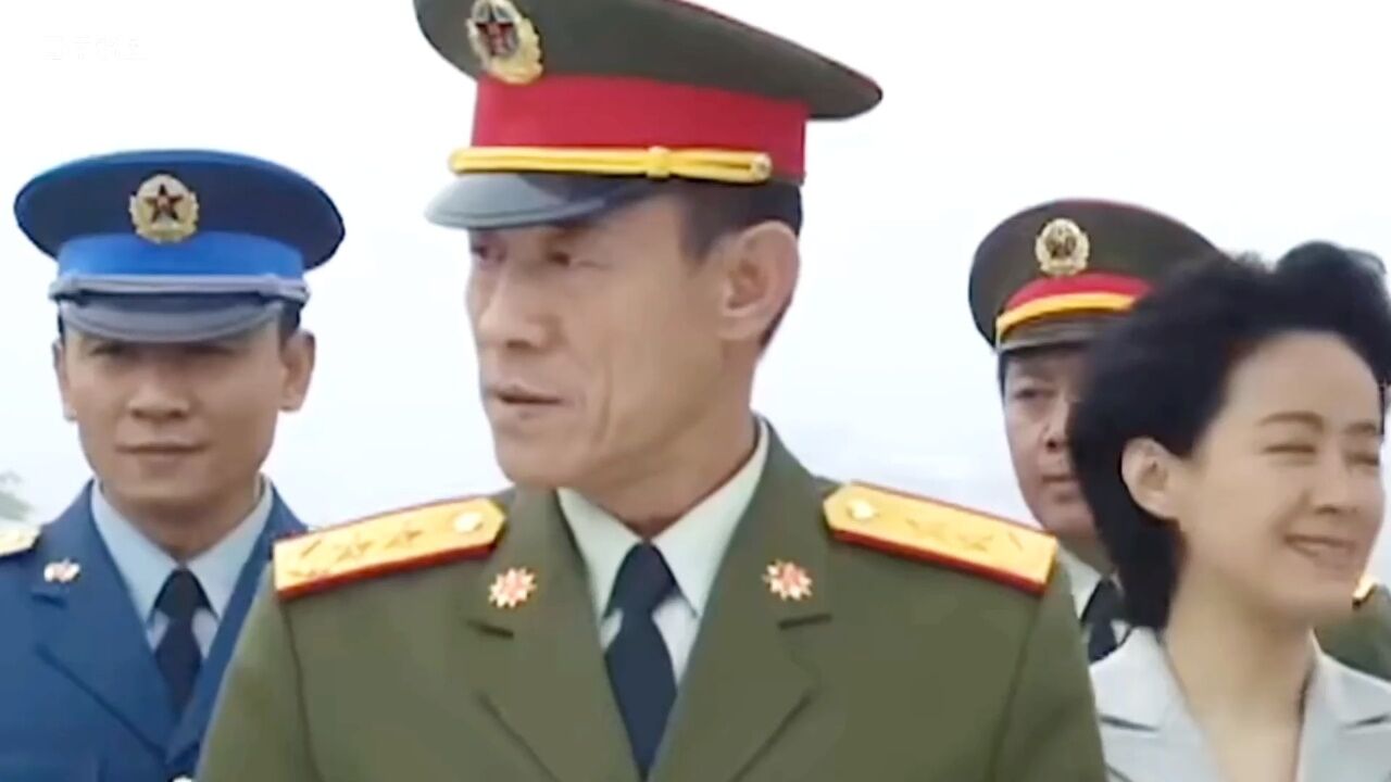 首长下乡视察工作发现新兵班长_高清1080P在线观看平台_腾讯视频