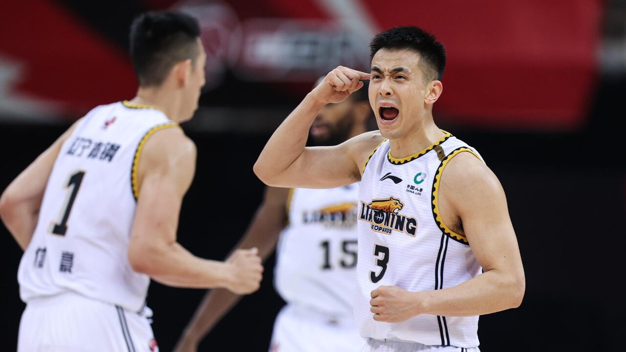 赵继伟砍21 9!李晓旭12 15 张镇麟19分,辽宁男篮再胜浙江2-0领先