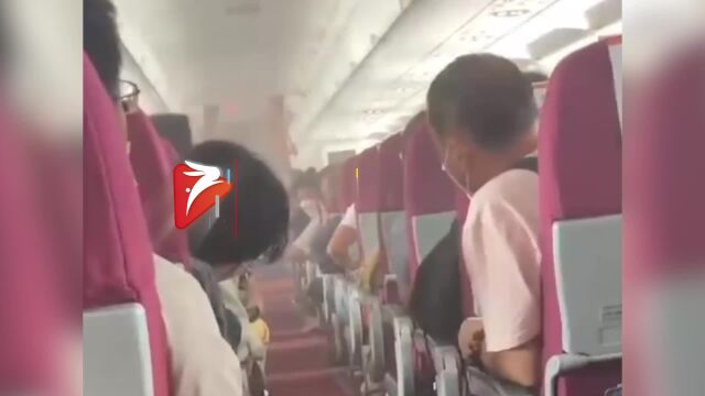 网传一航空客机起飞后,舱内出现不明浓烟被迫返航,航空客服回应