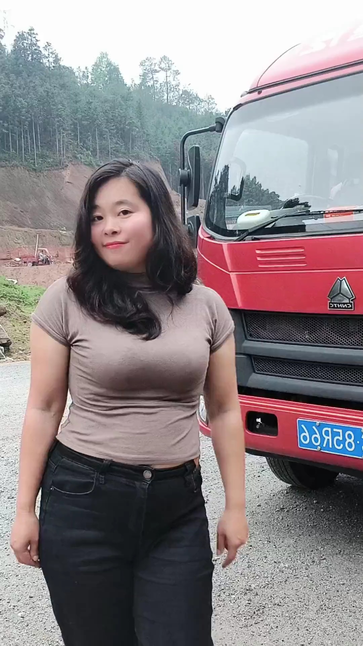 卸完货运动一下#货车女司机