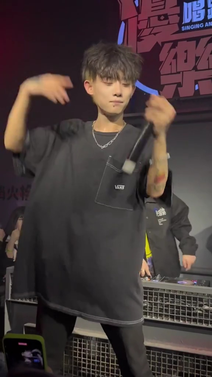 嗨爆全场 #seven老男孩儿.