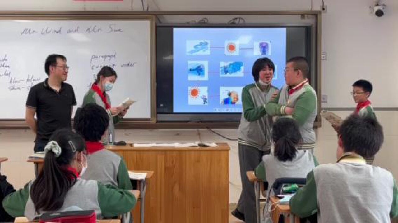 英语课堂角色扮演_高清