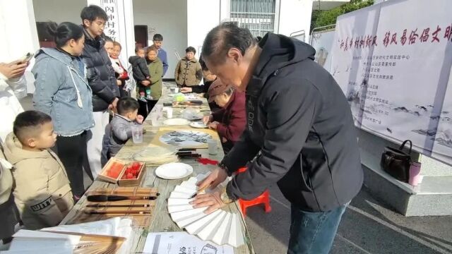 文化大餐,精神盛宴!八公山区举行“和美乡村树新风,移风易俗倡文明”书画展