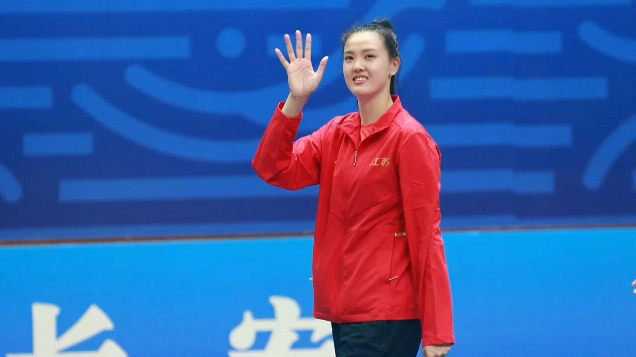 张常宁最新训练画面曝光!1米95女排主攻,看上去瘦了很多