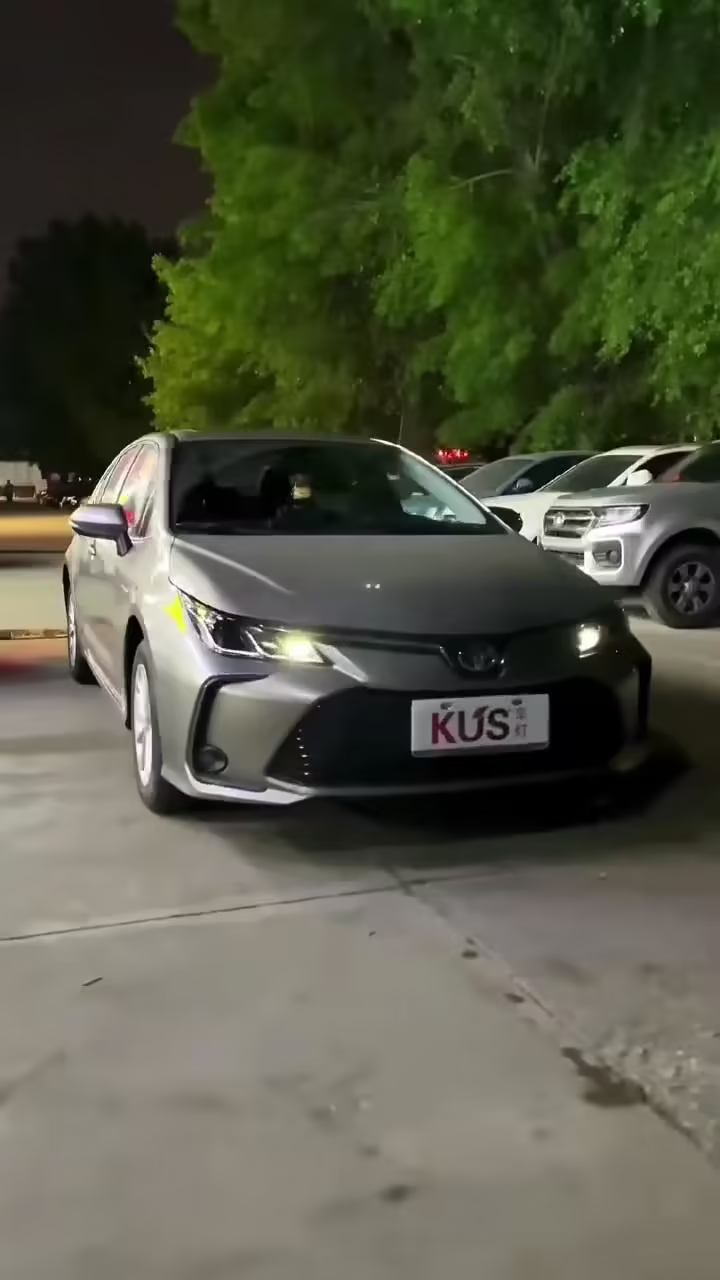 丰田卡罗拉升级kus系列,四代led双光透镜95