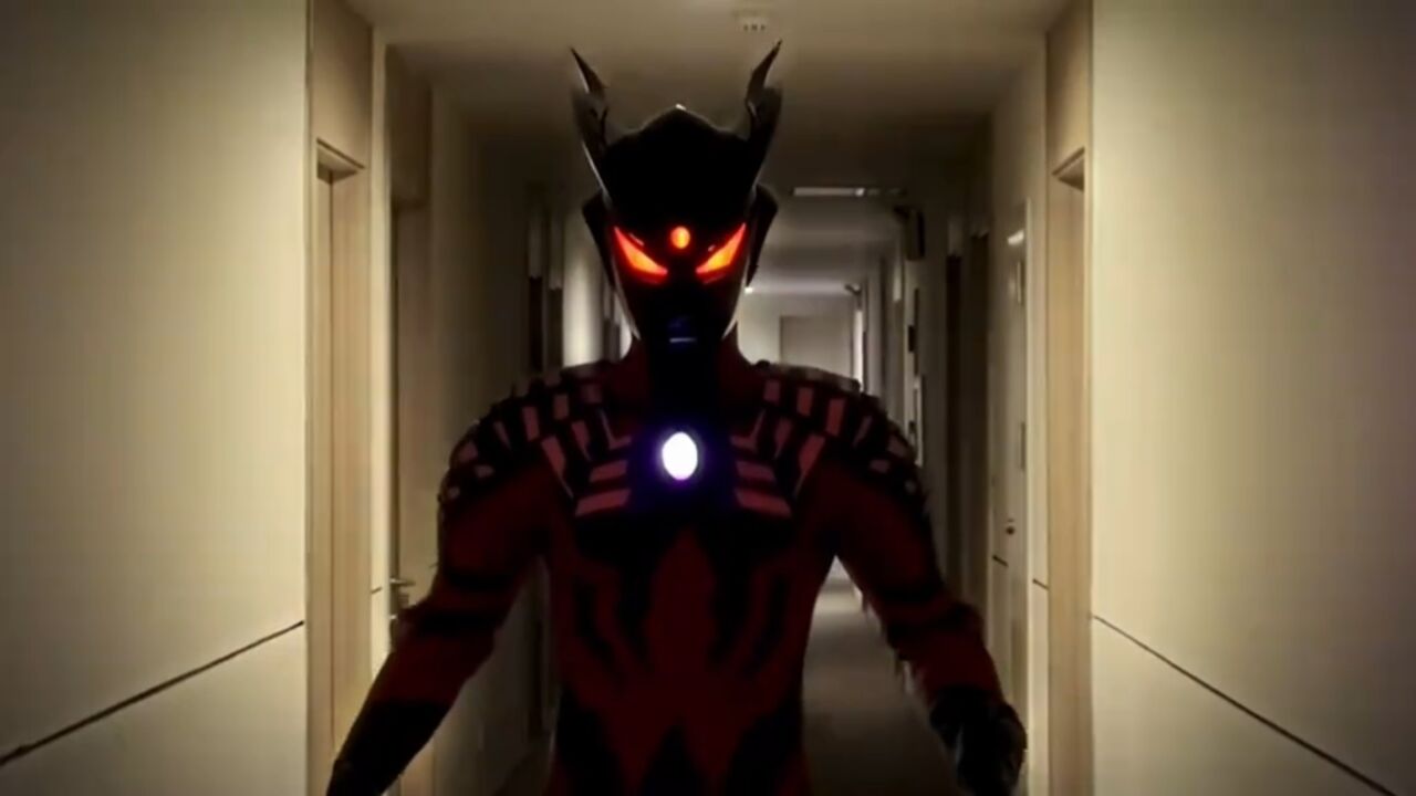 黑暗赛罗正向你走来