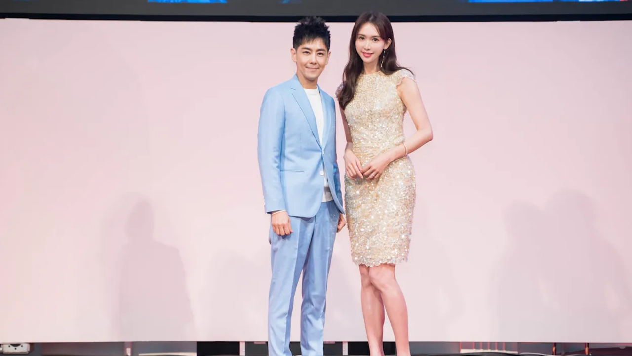 林志玲与林志颖两大冻龄合体,49岁像是依旧二十多,曝幼儿园是同学