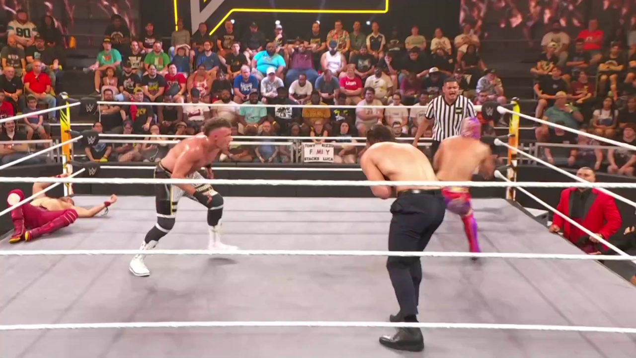 艾克西恩狂猛一波流,枪手艰难挣脱压制!